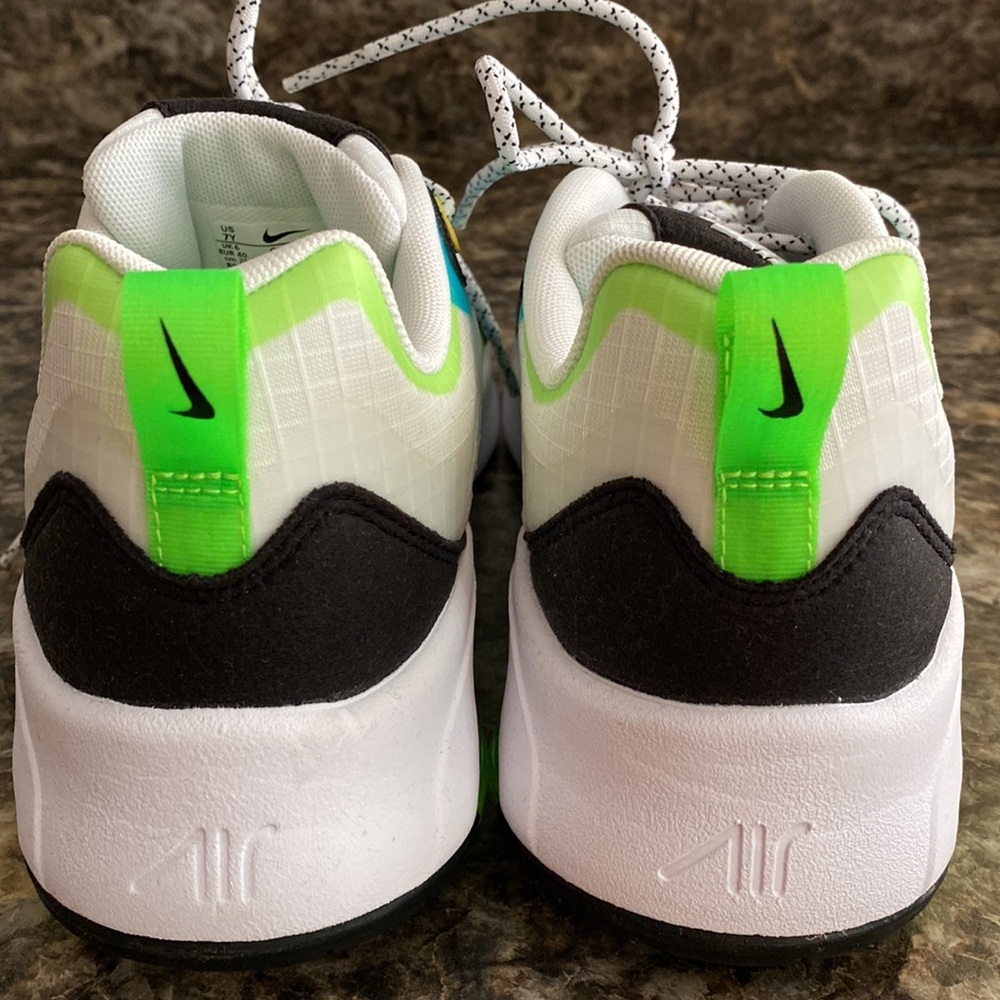 Nike Air Max 200 SE (GS) - Picture 4 of 13